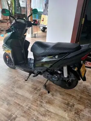 Yamaha Ray ZR rayzr 2018