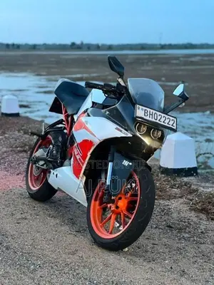 KTM RC 200 2018
