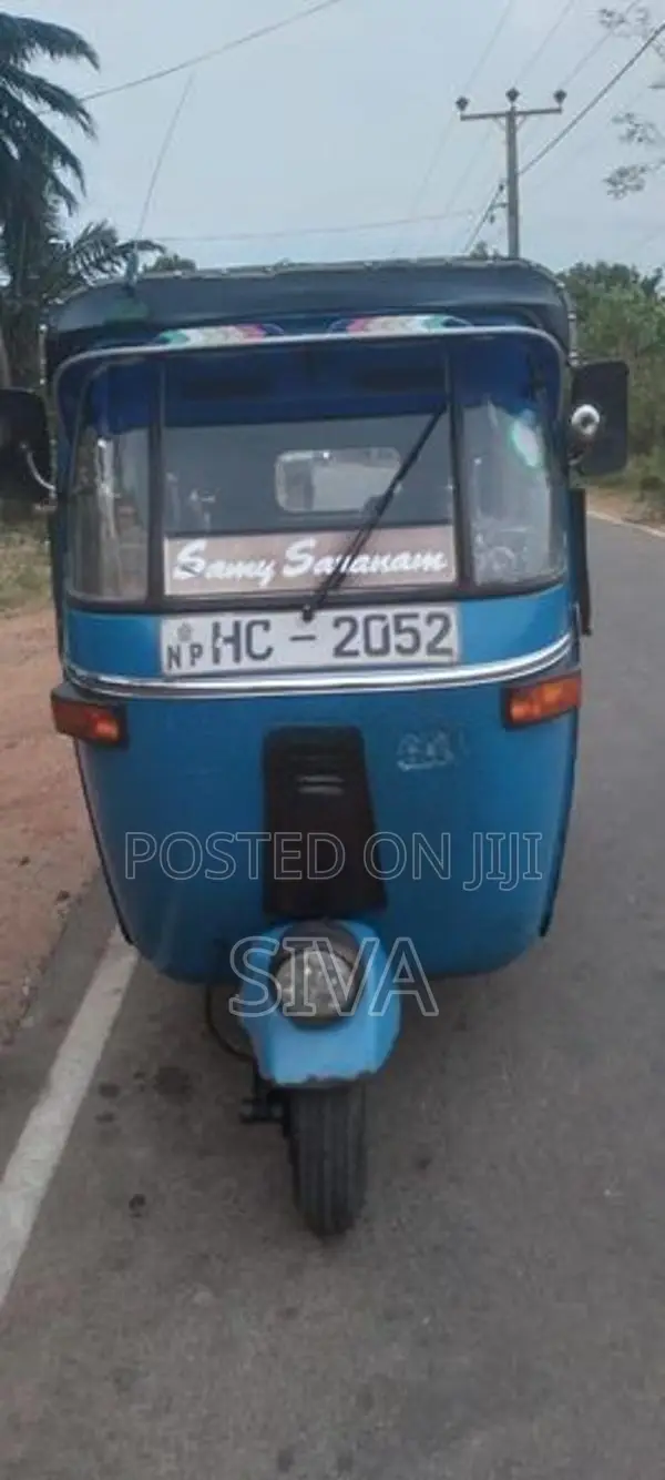 Bajaj RE 2004