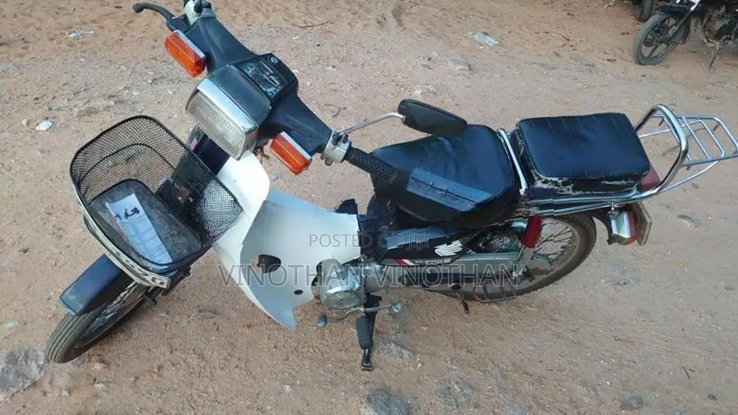 Honda Super Club 2003