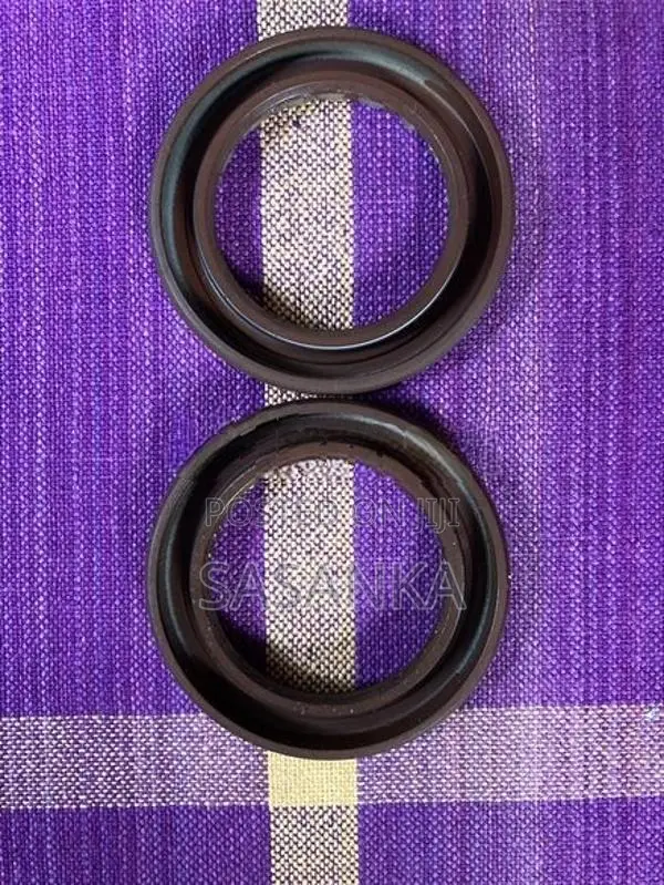 Maruti Suzuki 800 Oil Seals
