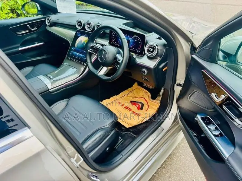 Mercedes Benz C200 AMG Line Premium+ 2023