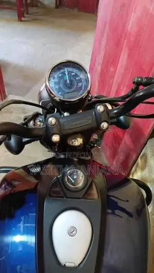 Bajaj Avenger Street 150 2016