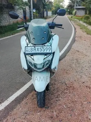Suzuki Burgman 125 2019