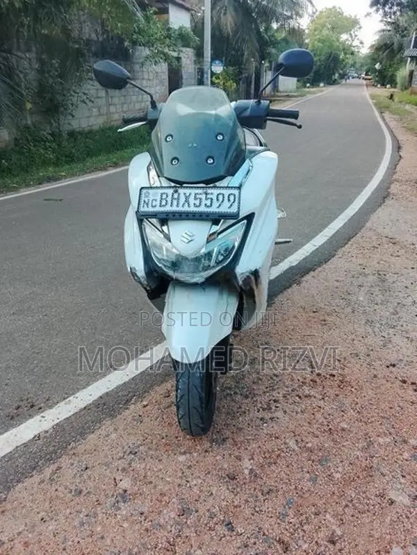 Suzuki Burgman 125 2019