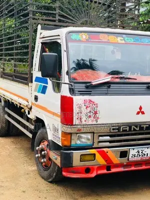 Mitsubishi Canter 1989