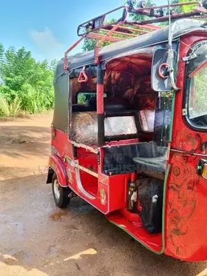 Bajaj RE 2006