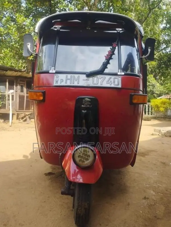 Bajaj RE 2003