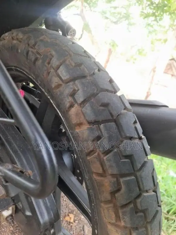 Hero Hunk 150R 2015