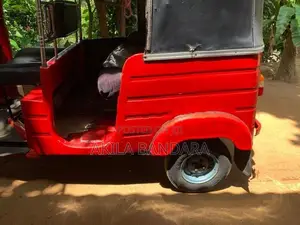 Bajaj RE 2004