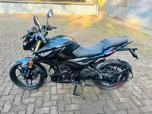 Bajaj Pulsar N160 2025