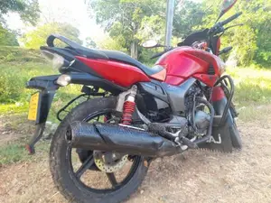 Hero Hunk 150R 2015