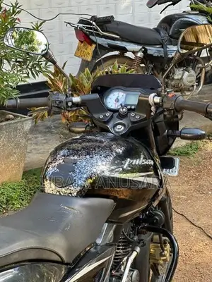 Bajaj Pulsar 150 2017