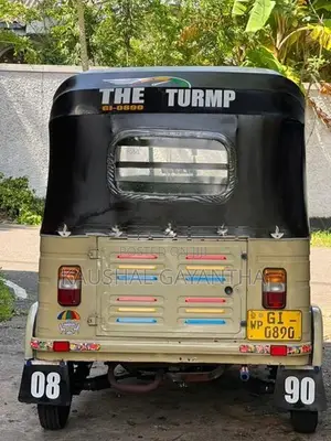 Bajaj RE 2001