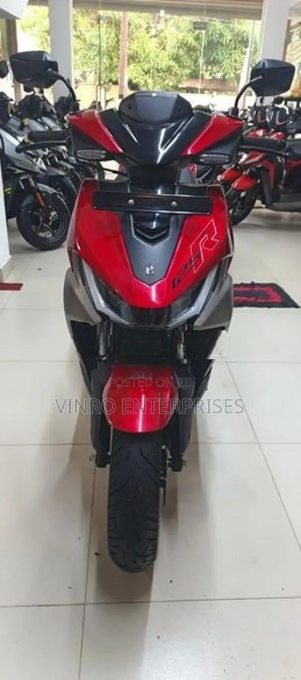 Hero XOOM 125R 2026
