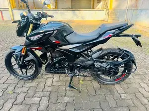Bajaj Pulsar N160 2025