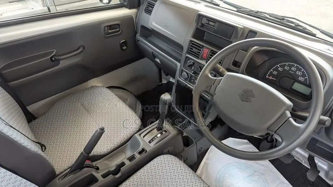 Suzuki Carry 2025