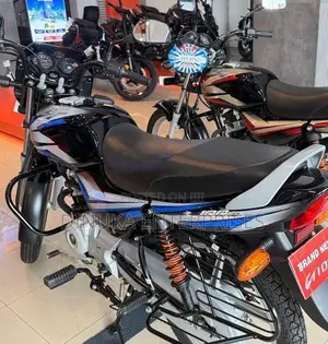 Bajaj CT100 2026