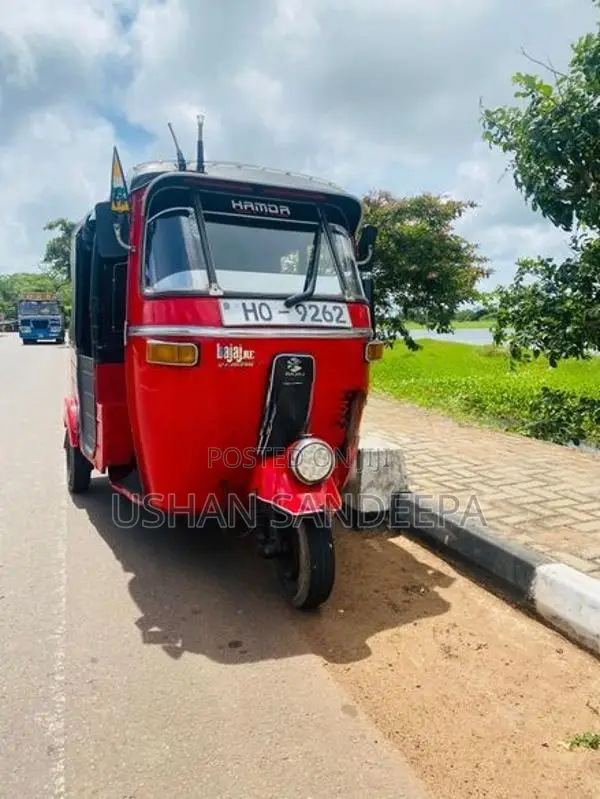 Bajaj RE 2003