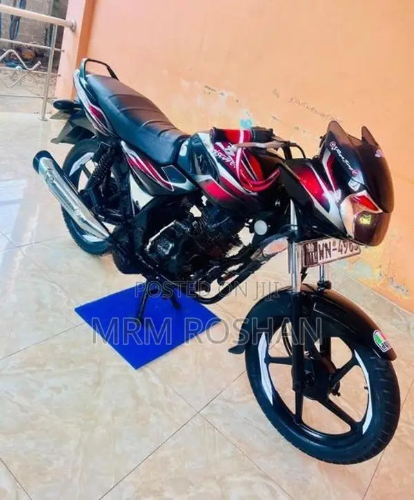 Bajaj Discover 2011