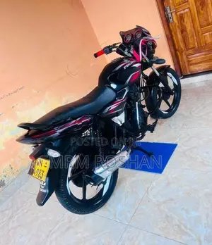 Bajaj Discover 2011