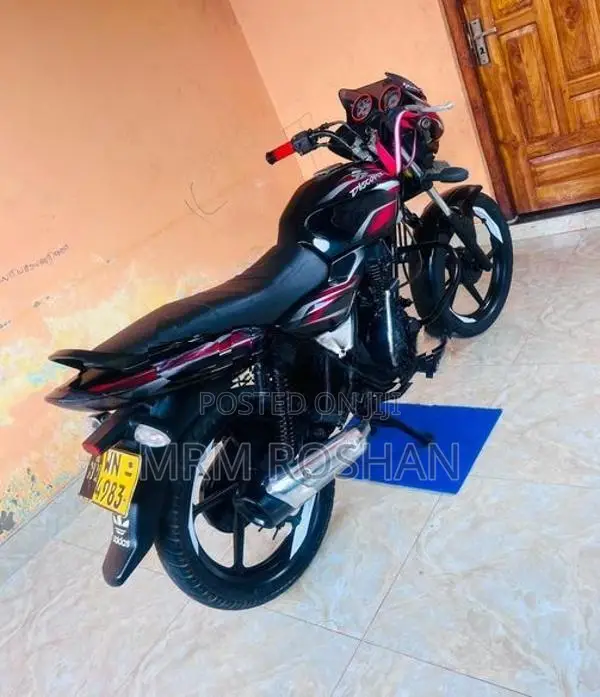 Bajaj Discover 2011