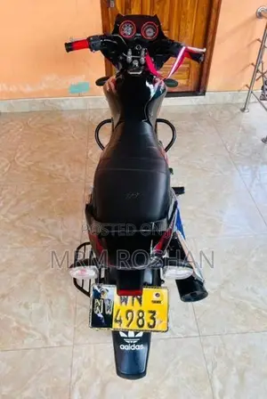 Bajaj Discover 2011