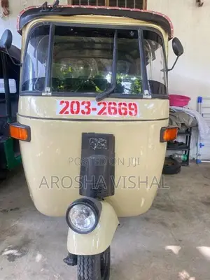 Bajaj RE 1995