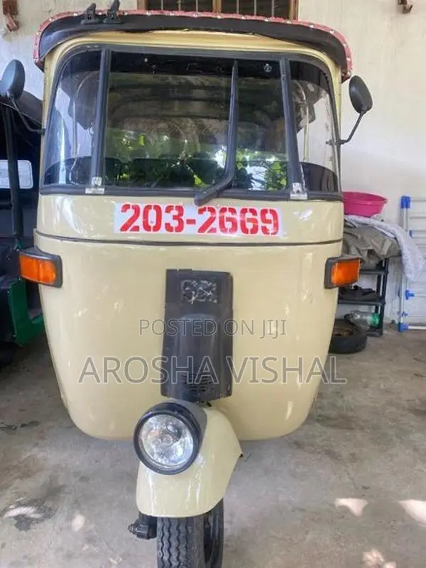 Bajaj RE 1995