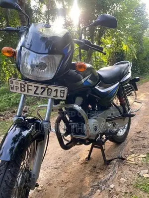 Bajaj CT100 2017