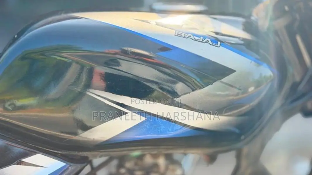 Bajaj CT100 2016