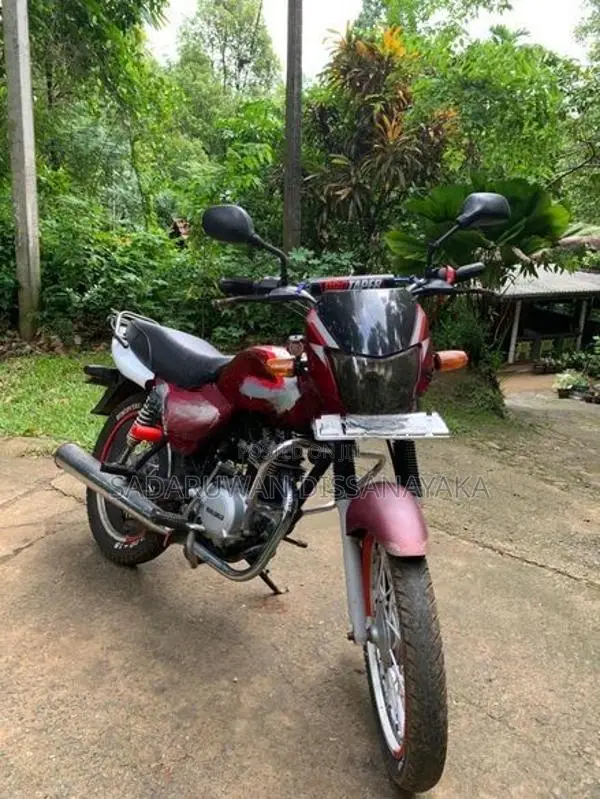 Bajaj CT100 2004
