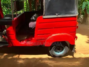 Bajaj RE 2004