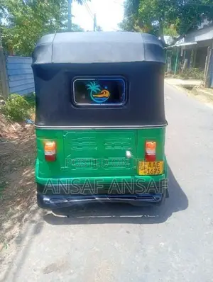 Bajaj RE 2013