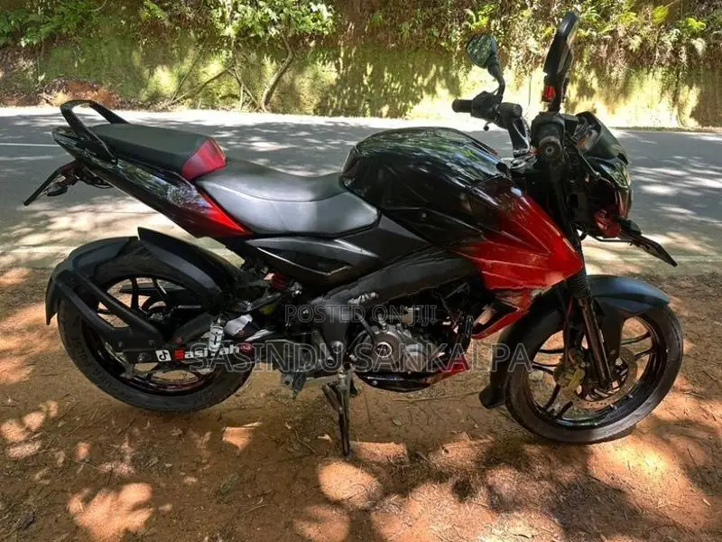 Bajaj Pulsar NS160 2017