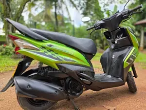 Yamaha Ray ZR 2015