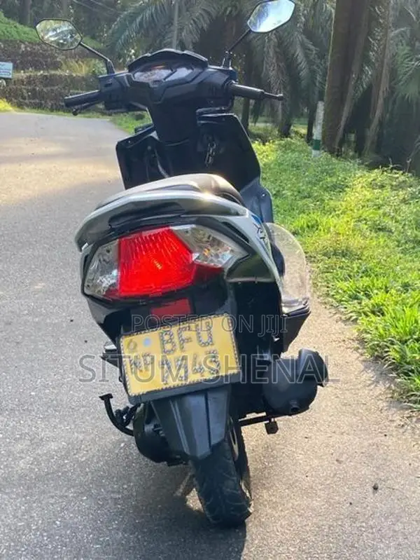 Honda Dio 2017