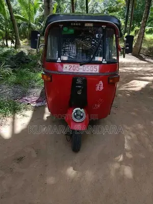 Bajaj RE 1990