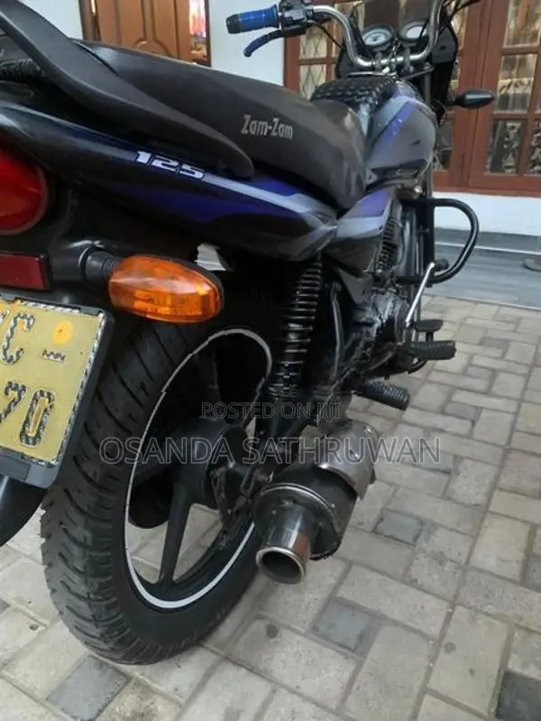 Bajaj Platina 125 2011