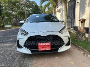 Toyota Yaris G Grade LED BSM 2024