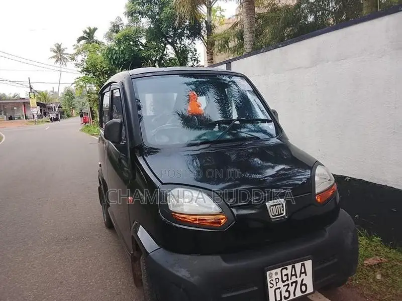Bajaj Qute 2018