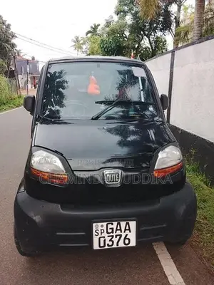 Bajaj Qute 2018