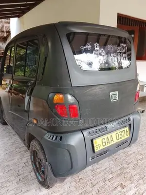 Bajaj Qute 2018