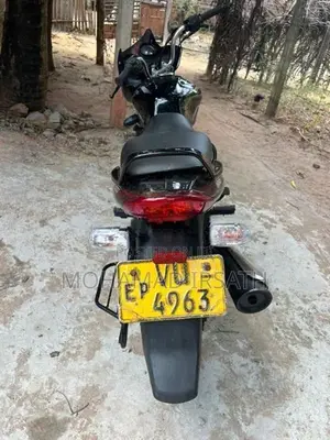 Bajaj Discover
