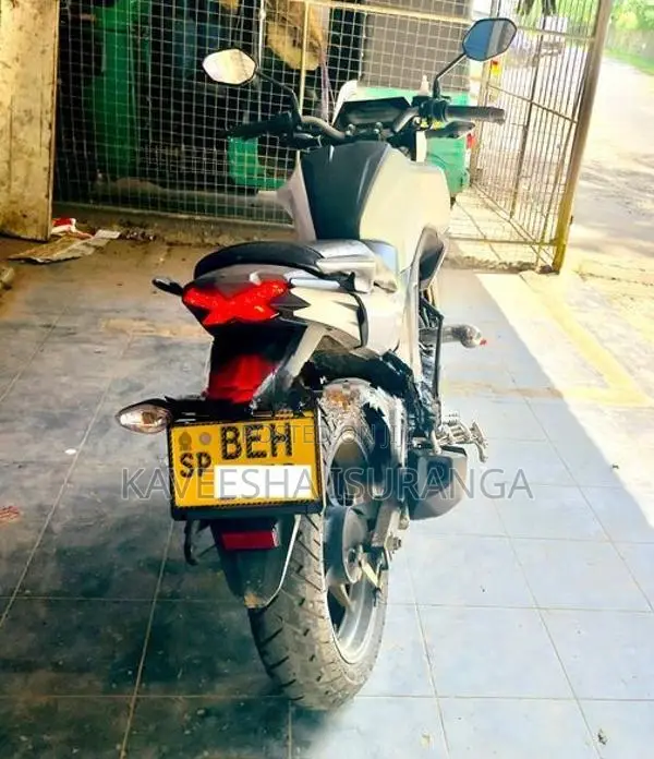 Honda CB Hornet 160R 2016