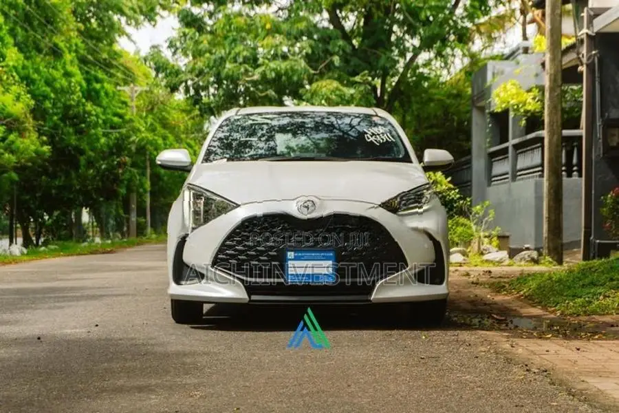Toyota Yaris G 2025