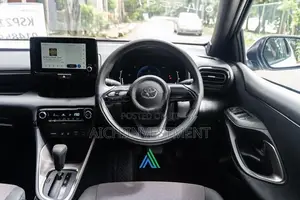 Toyota Yaris G 2025