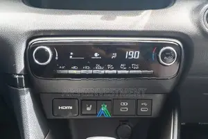 Toyota Yaris G 2025