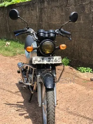 Bajaj Boxer 2005