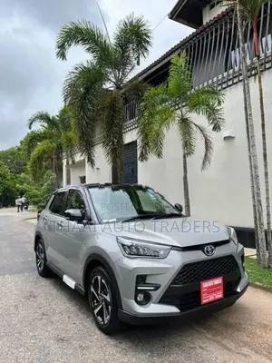 Toyota Raize Z Hybrid BSM 2026
